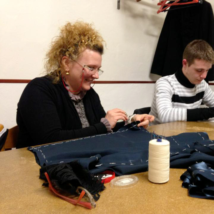 Corso familiare avanzato per abbigliamento donna