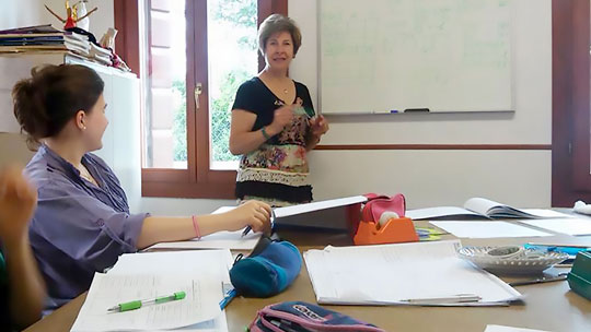 Lezione alla scuola di moda